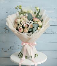 Букет цветов из:  Розы и Лизиантусы в Новоникольское