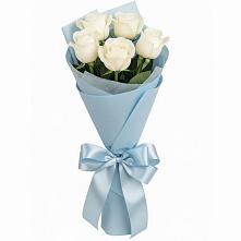 Букет 5 Белых роз Проуд в Новоникольское