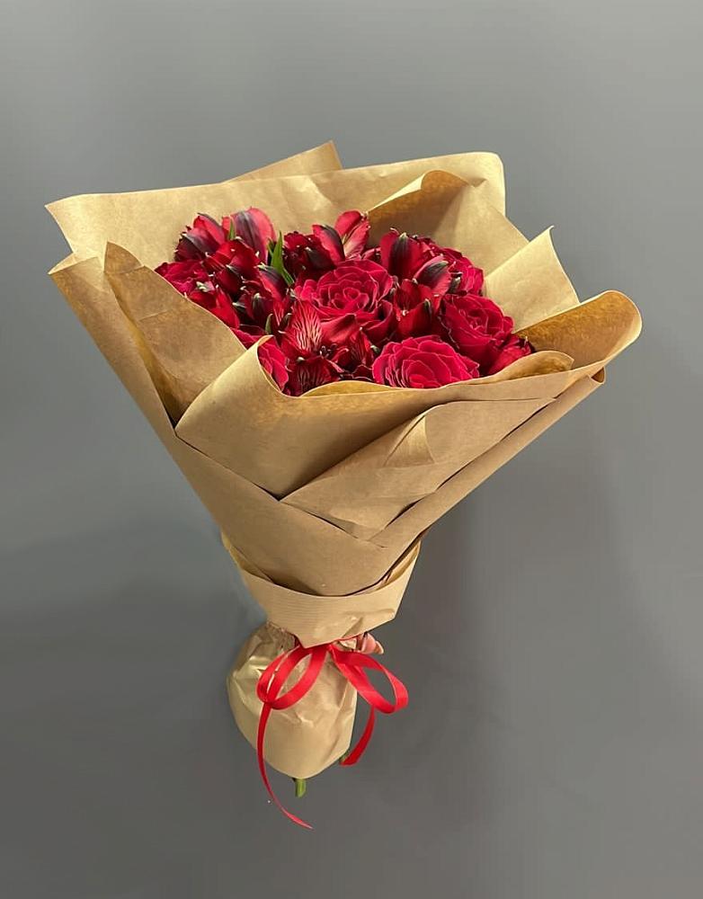 Букет цветов из: Альстромерии и Розы в Новоникольское