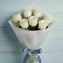 Букет 7 Белых роз Эдлесс Лав в Новоникольское