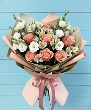 Букет цветов из:  Розы, Альстромерии и Лизиантусы в Новоникольское