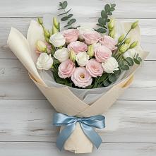 Букет цветов из:  Лизиантусы в Новоникольское