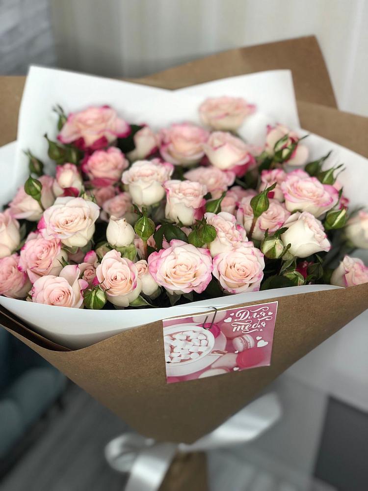 Букет цветов из: Розы в Новоникольское