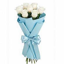 Букет 7 белых роз Проуд в Новоникольское