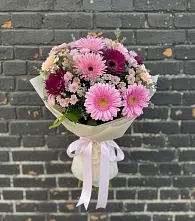 Букет цветов из:  Герберы и Хризантемы в Новоникольское