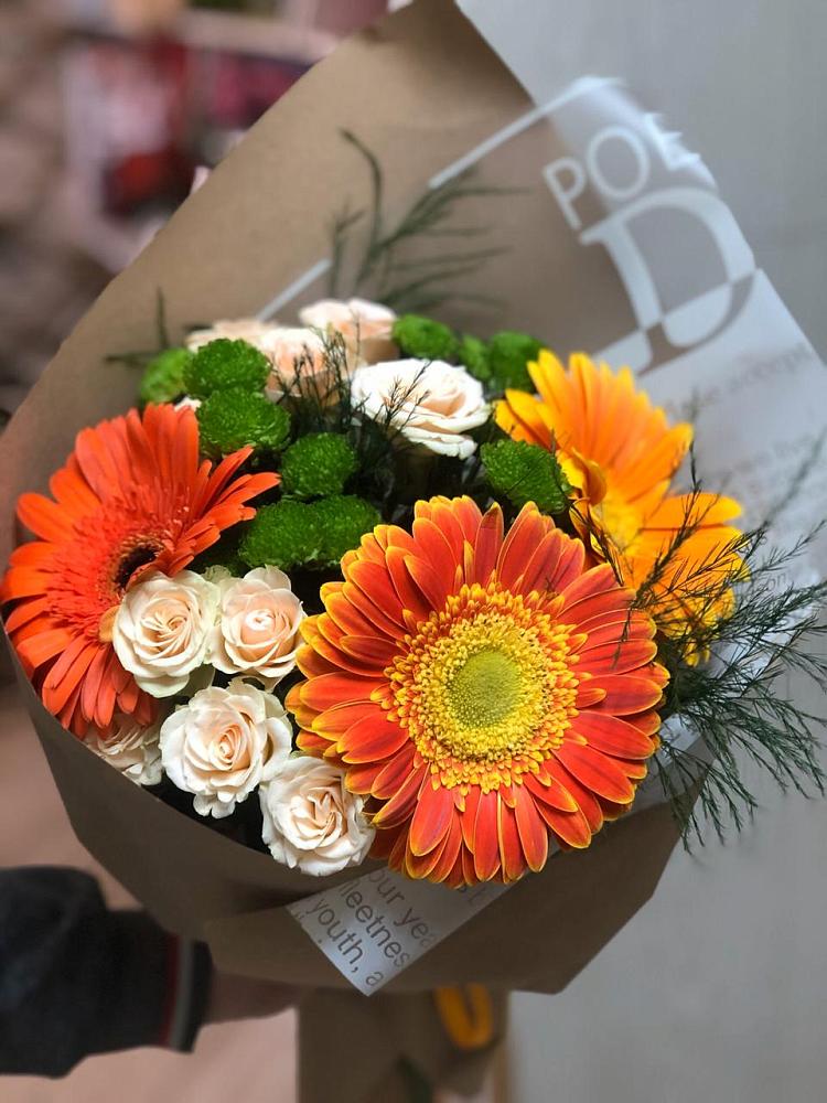 Букет цветов из: Герберы, Хризантемы и Розы в Новоникольское