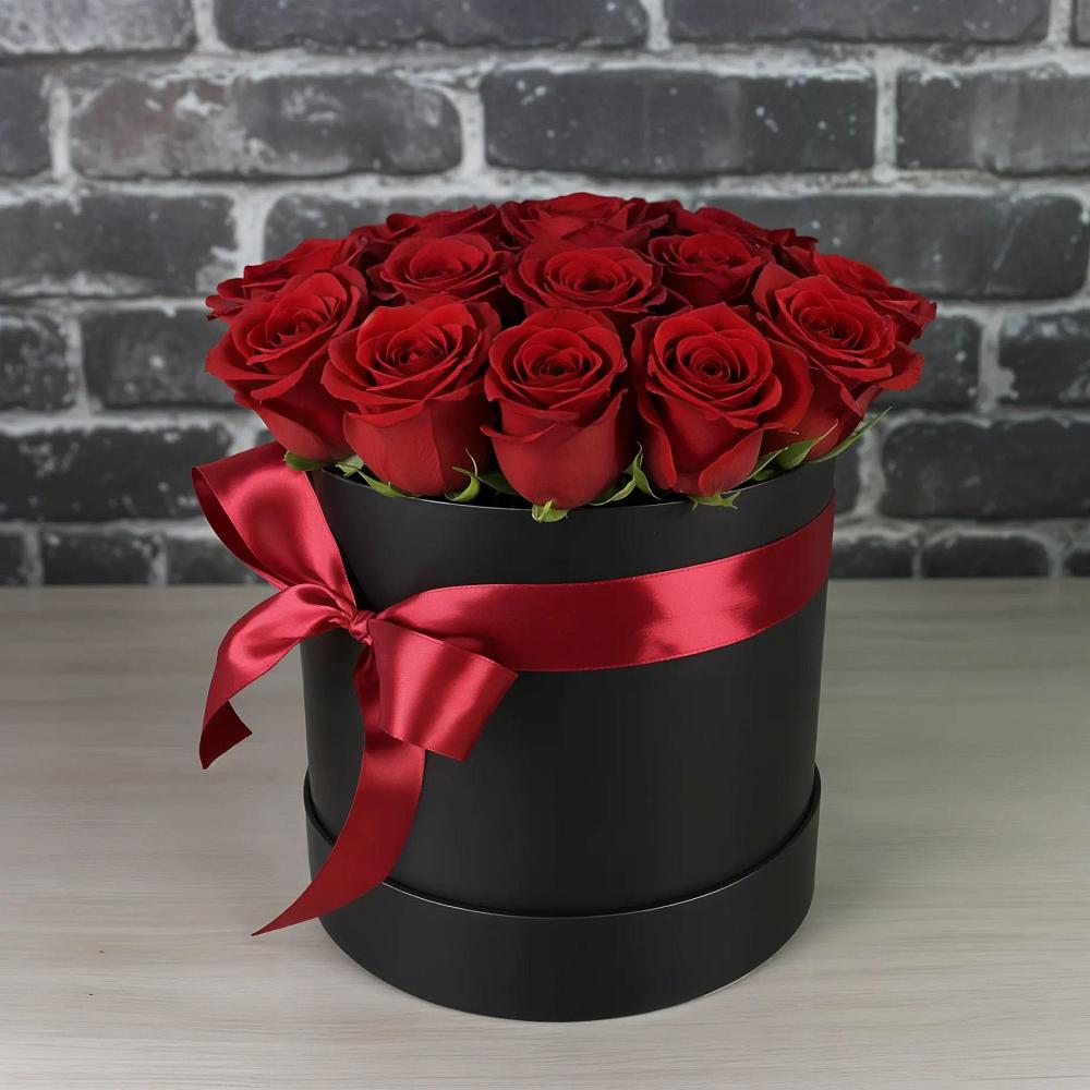 Цветочная композиция из Розы в шляпной коробке в Новоникольское