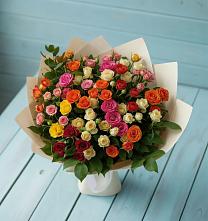 Букет Микс из разноцветных кустовых роз в Новоникольское