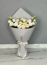 Букет цветов из:  Розы и Лизиантусы в Новоникольское